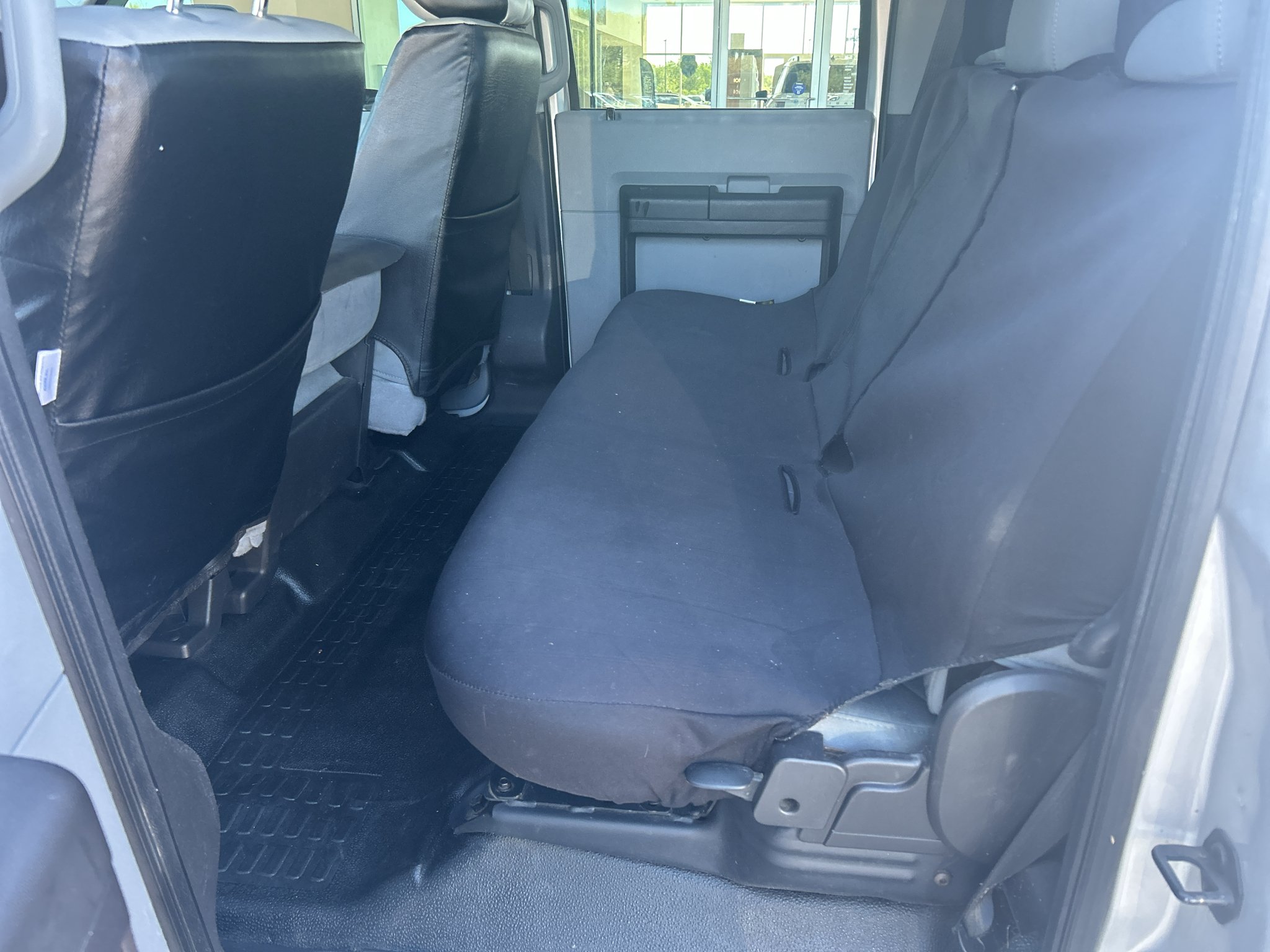 Used 2016 Ingot Silver Metallic Ford XL image 22