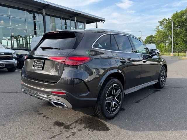 New 2026 Graphite Grey Metallic Mercedes-Benz GLC 300 image 23