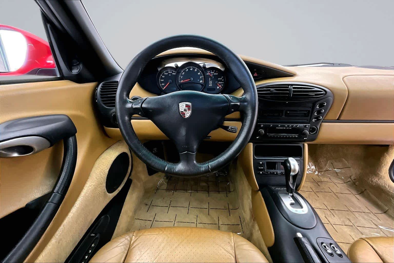 Used 2001  Porsche  image 15