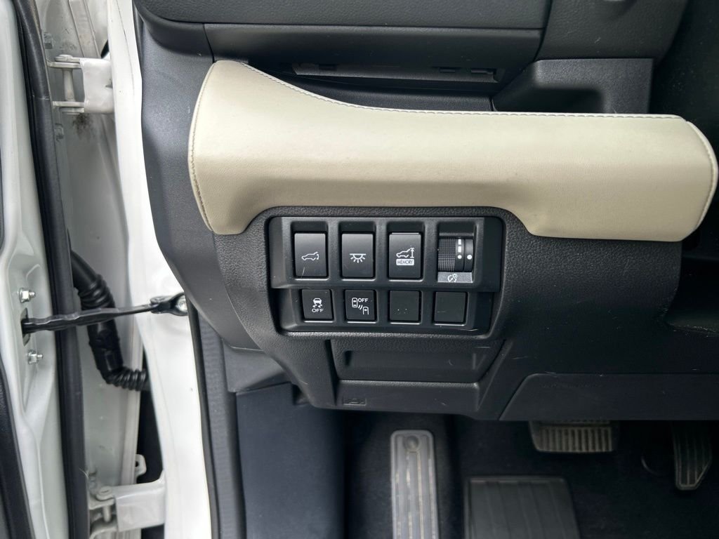 Used 2021 White Subaru Limited image 25