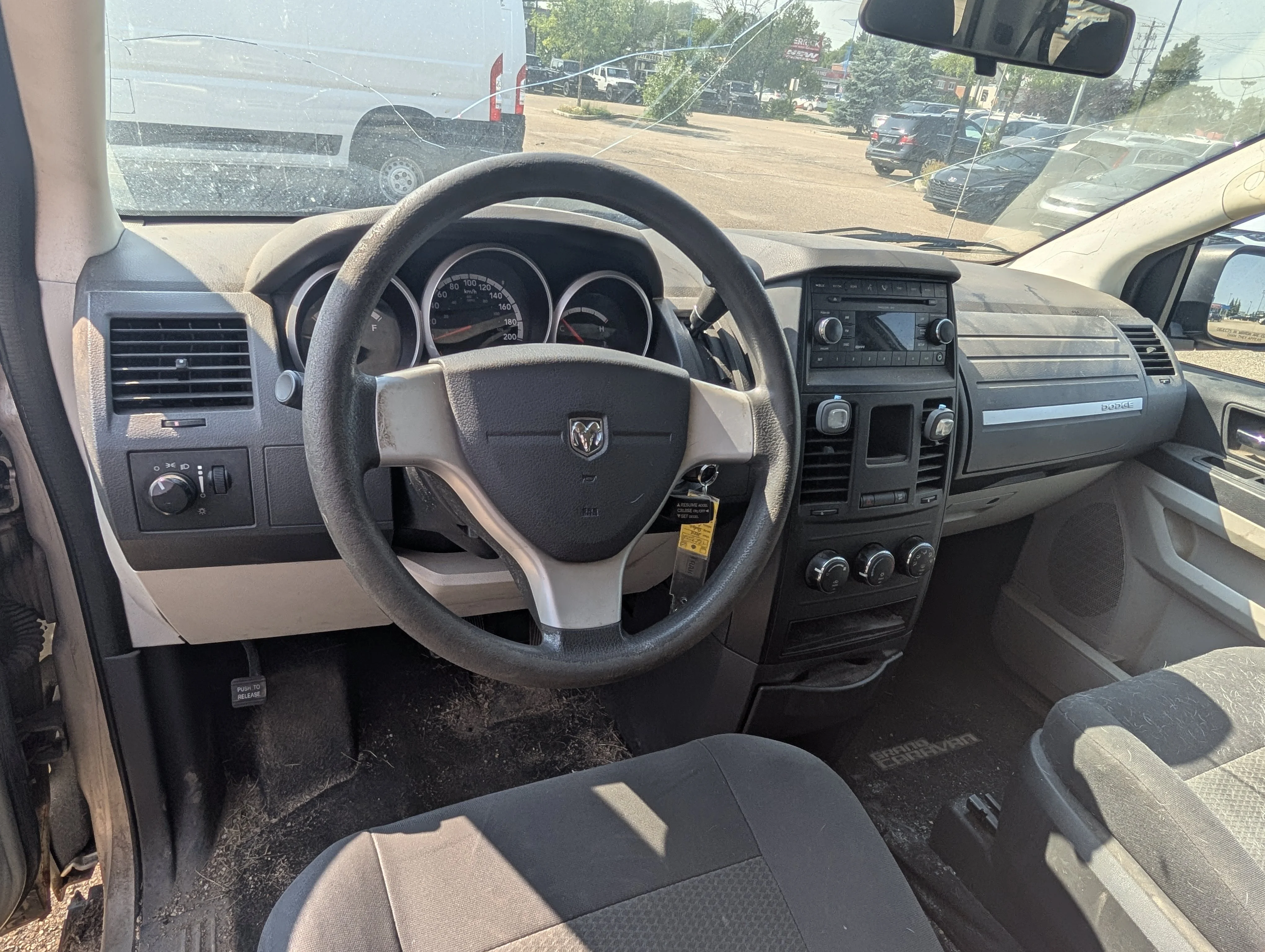 Used 2008 Light Sandstone Metallic Dodge SE image 7