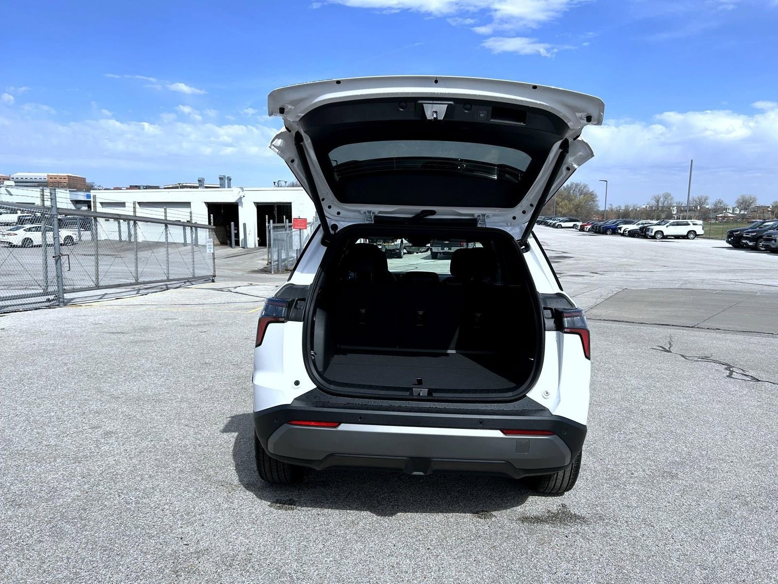 New 2026 White Chevrolet LT image 21