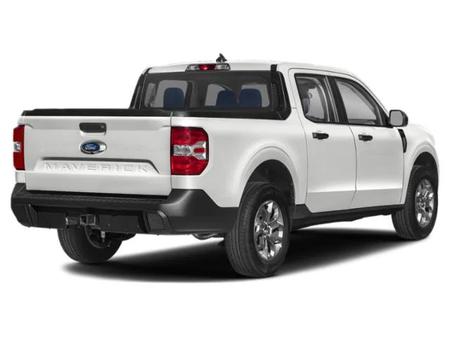 Used 2024 Oxford White Ford XLT image 2