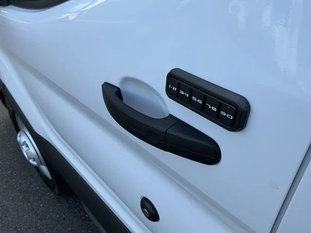 New 2026 Oxford White Ford Base image 13