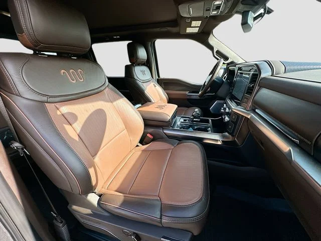 Used 2025 Gray Ford King Ranch image 28