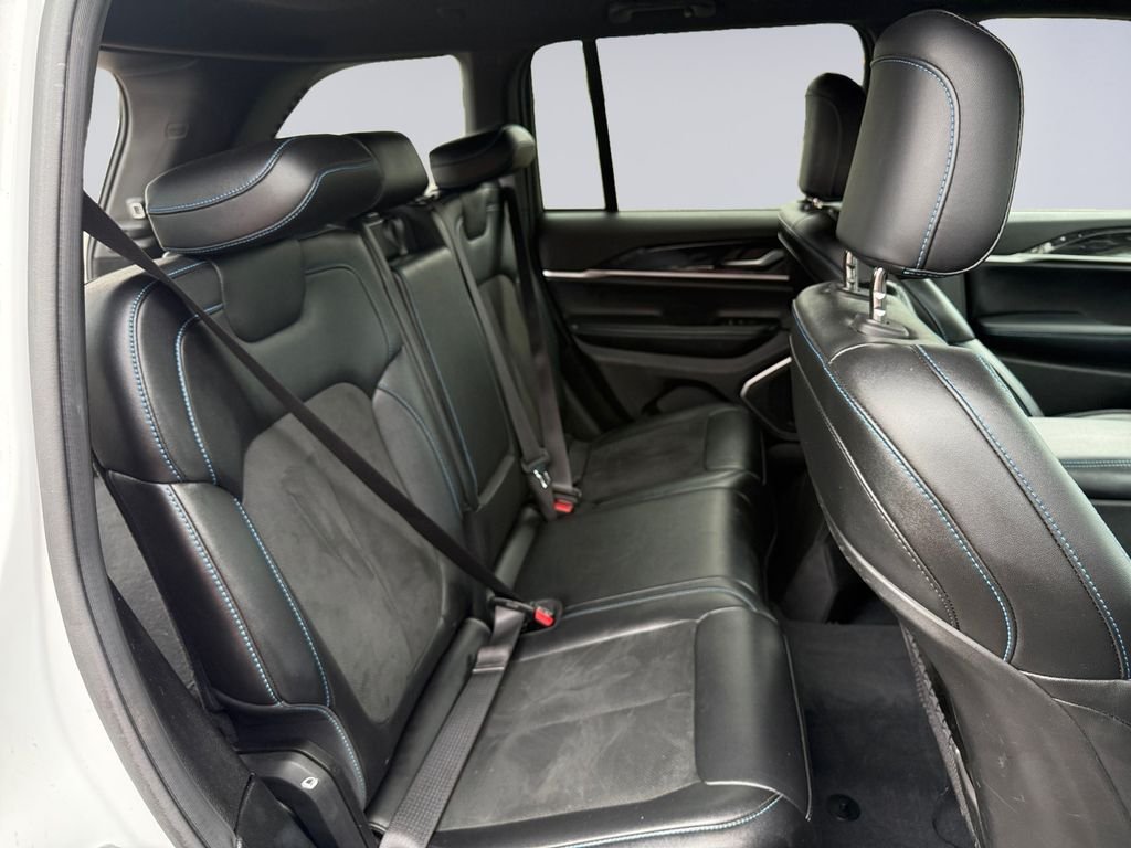 Used 2022 White Jeep Trailhawk 4xe image 19