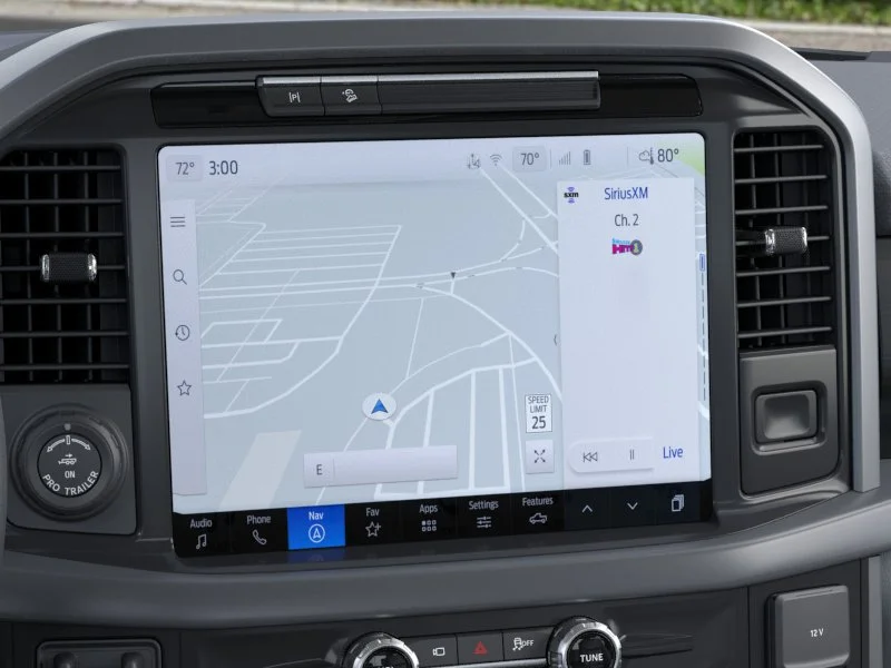 New 2025 Oxford White Ford XLT image 34