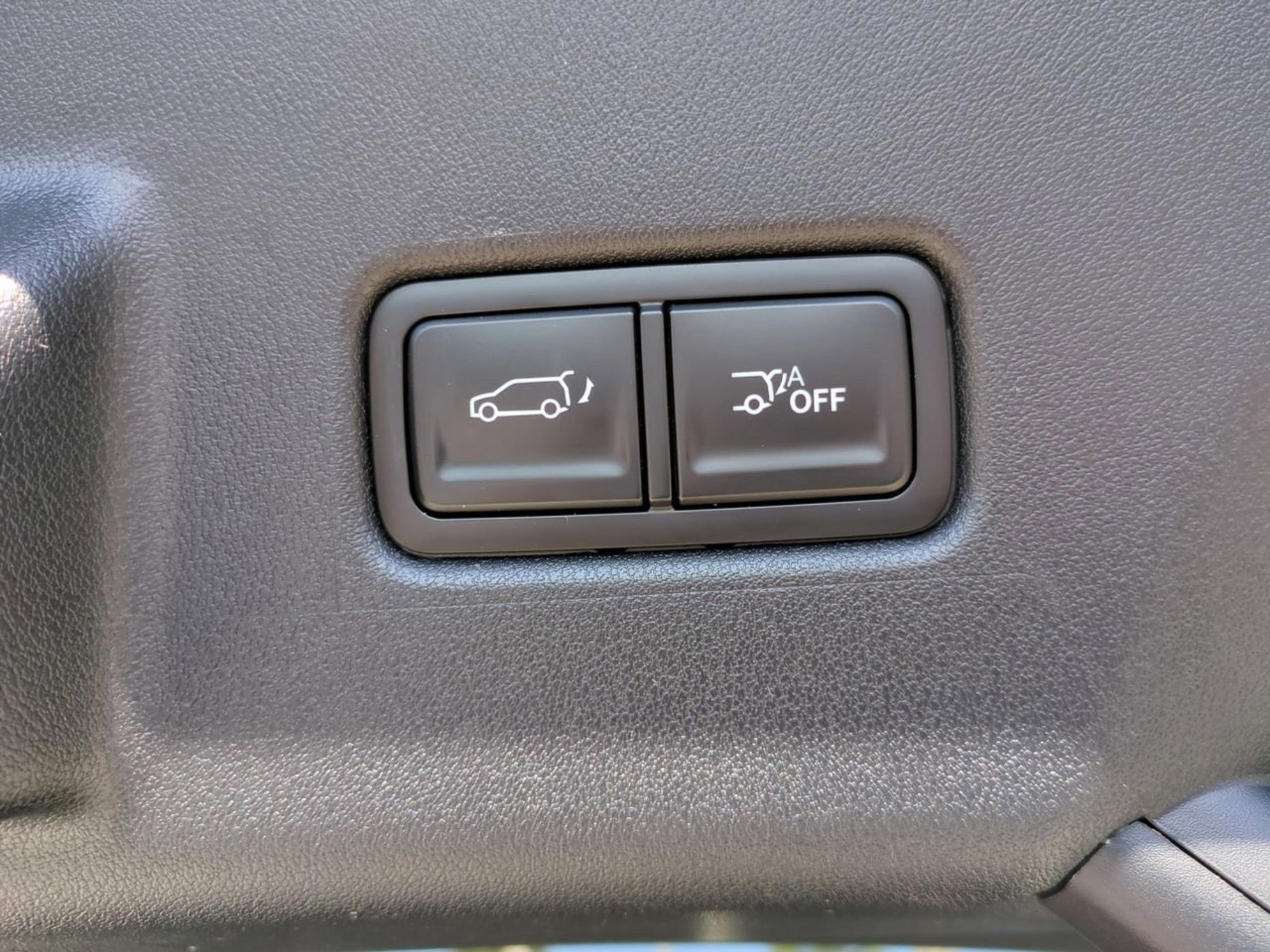 New 2027 Ebony Black Kia X-Pro SX Prestige image 17