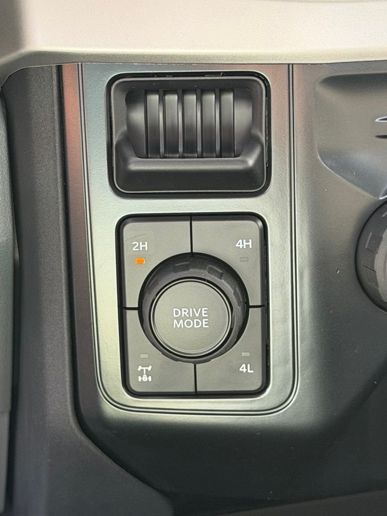 New 2026 Oxford White Ford F-350® XL image 13