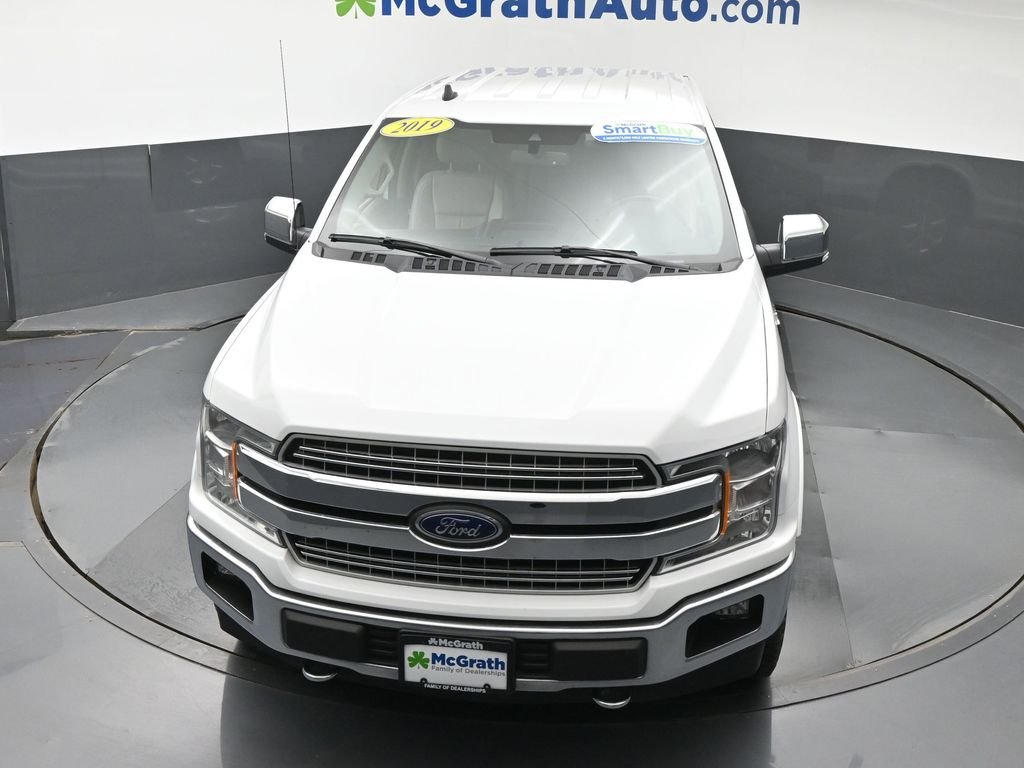 Used 2019 White Ford Lariat image 25