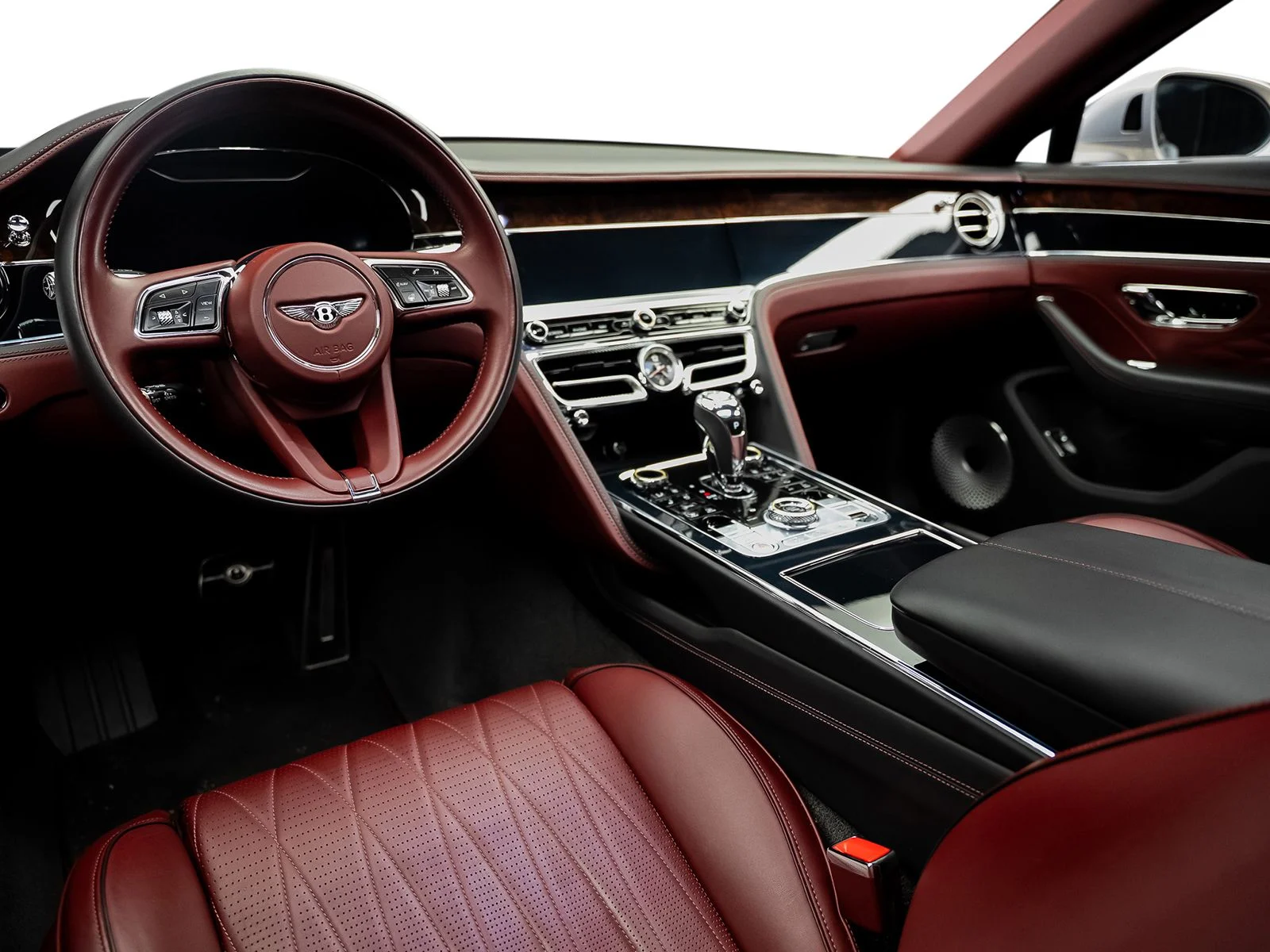 Used 2022 Silver Bentley W12 image 42