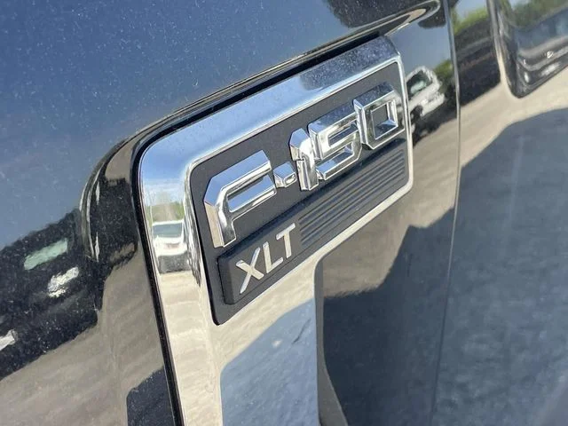 New 2026 Black Ford XLT image 7