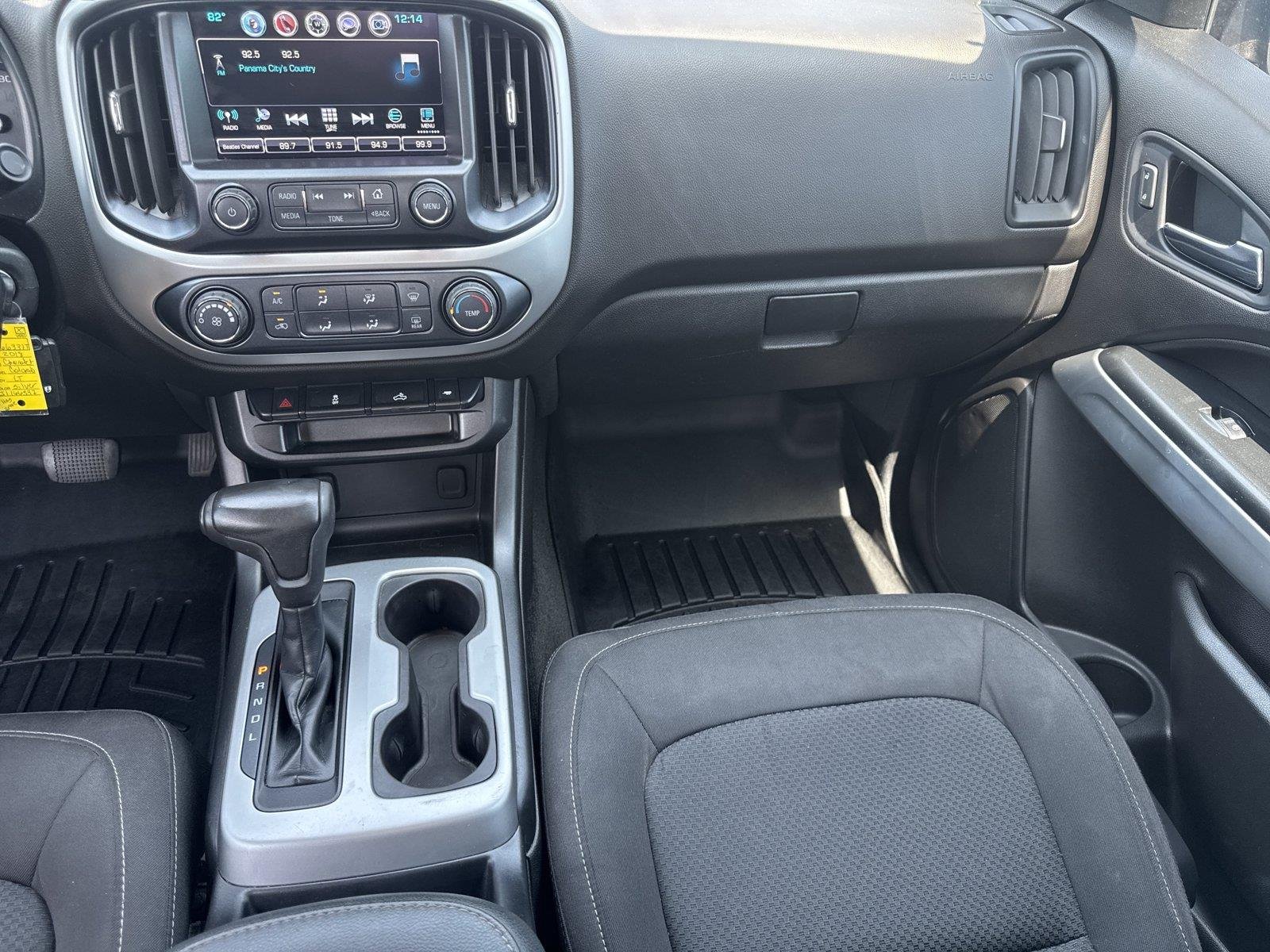 Used 2018 SILVER ICE METALLIC Chevrolet 2WD LT image 16