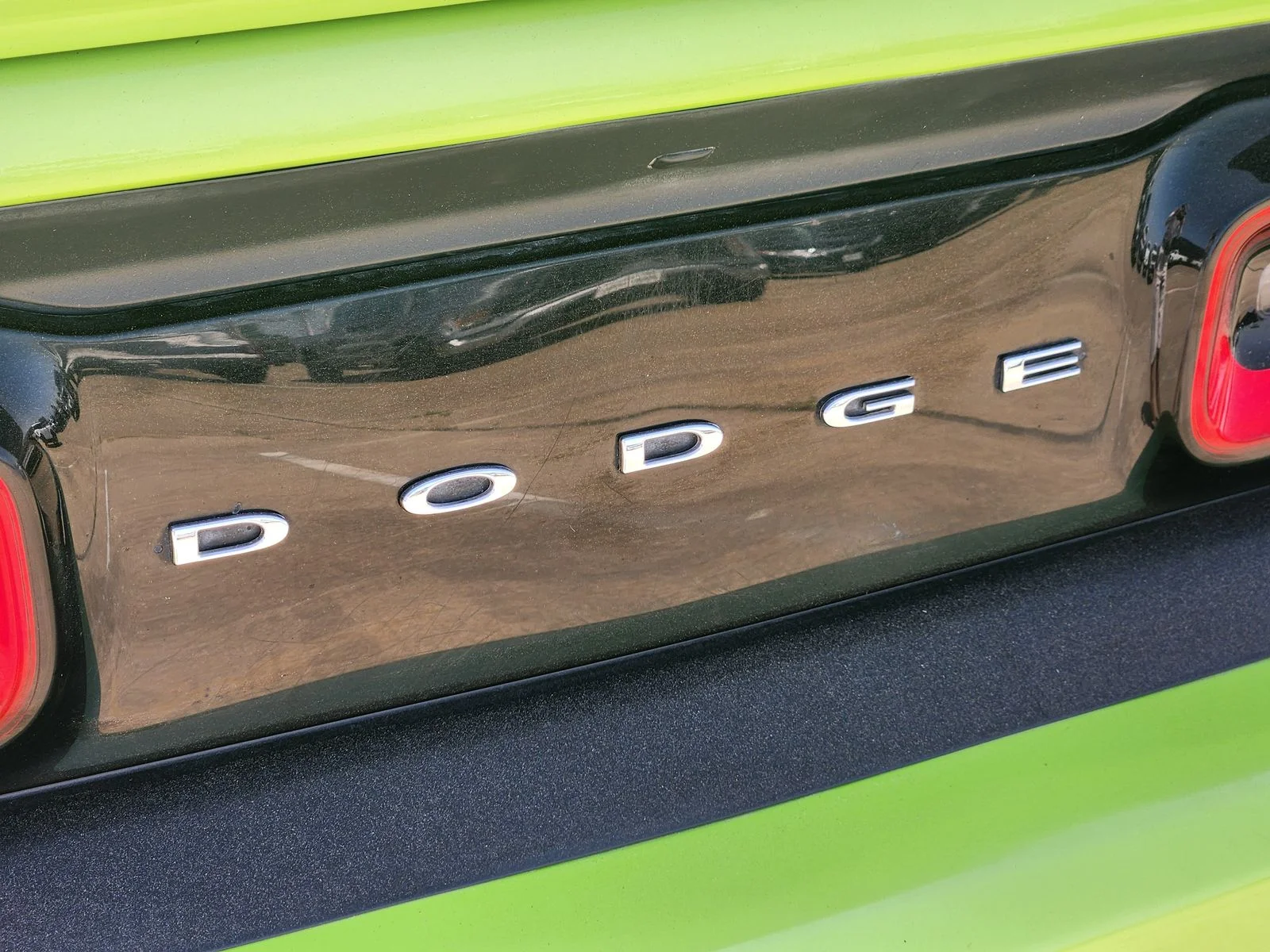 Used 2015 Beige Dodge R/T image 12