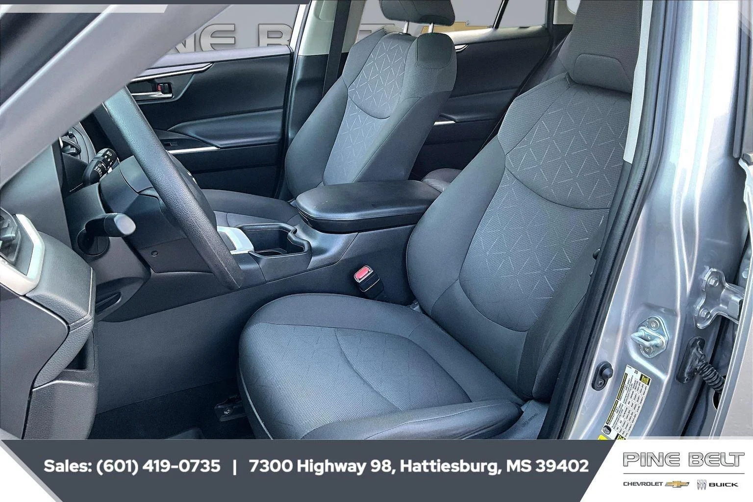 Used 2024 Silver Sky Metallic Toyota Hybrid XLE image 18