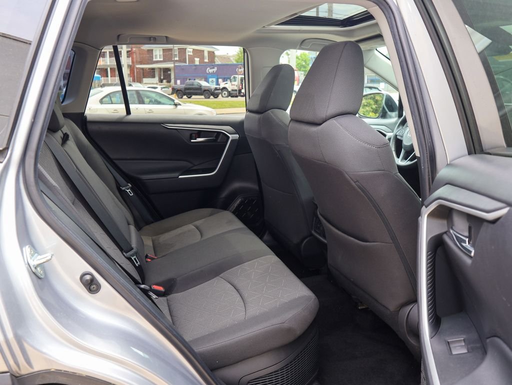 Used 2022 Silver Toyota XLE image 32