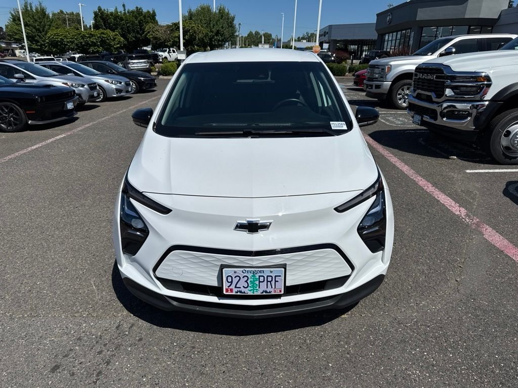Used 2023 Summit White Chevrolet 2LT image 2