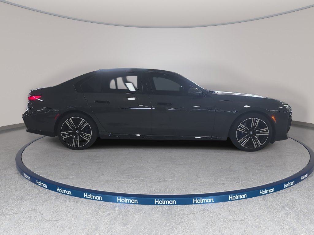 Certified Used 2023 Dravit Grey Metallic BMW 740i image 4