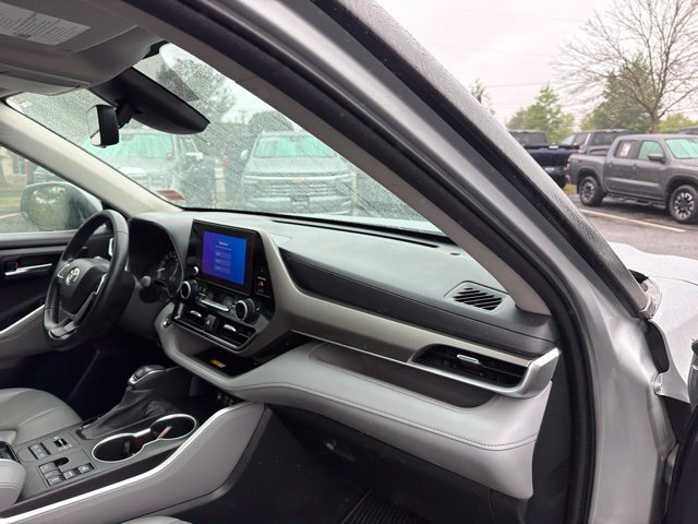 Used 2023 Celestial Silver Metallic Toyota XLE image 30
