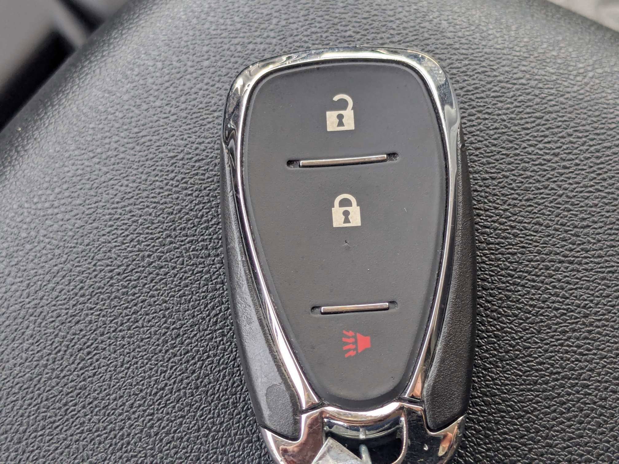 Used 2024 Summit White Chevrolet LT image 36