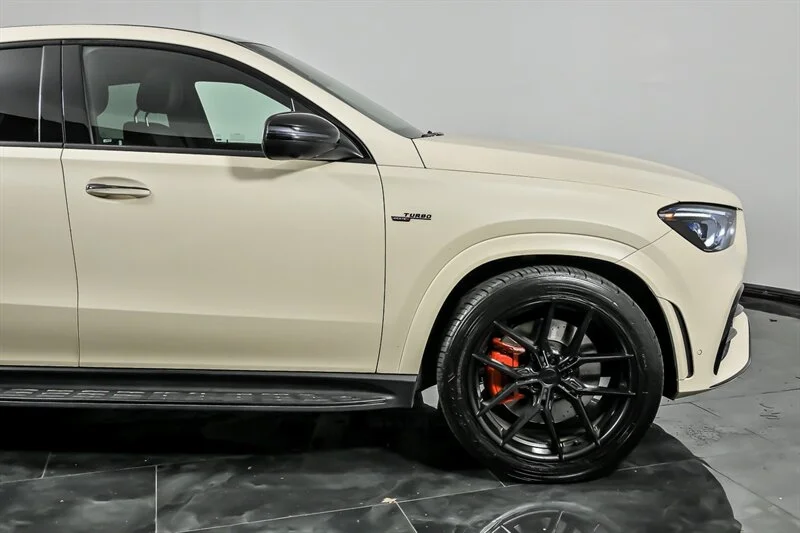 Used 2023 CREAM Mercedes-Benz AMG® GLE 53 image 11