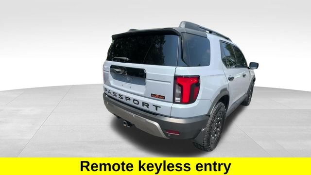 Certified Used 2026 Sonic Gray Pearl Honda TrailSport Elite Blackout image 7