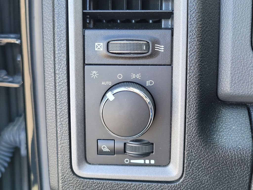 Used 2014 Black Ram Tradesman image 26