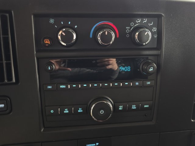 Used 2025 Summit White Chevrolet WT image 18