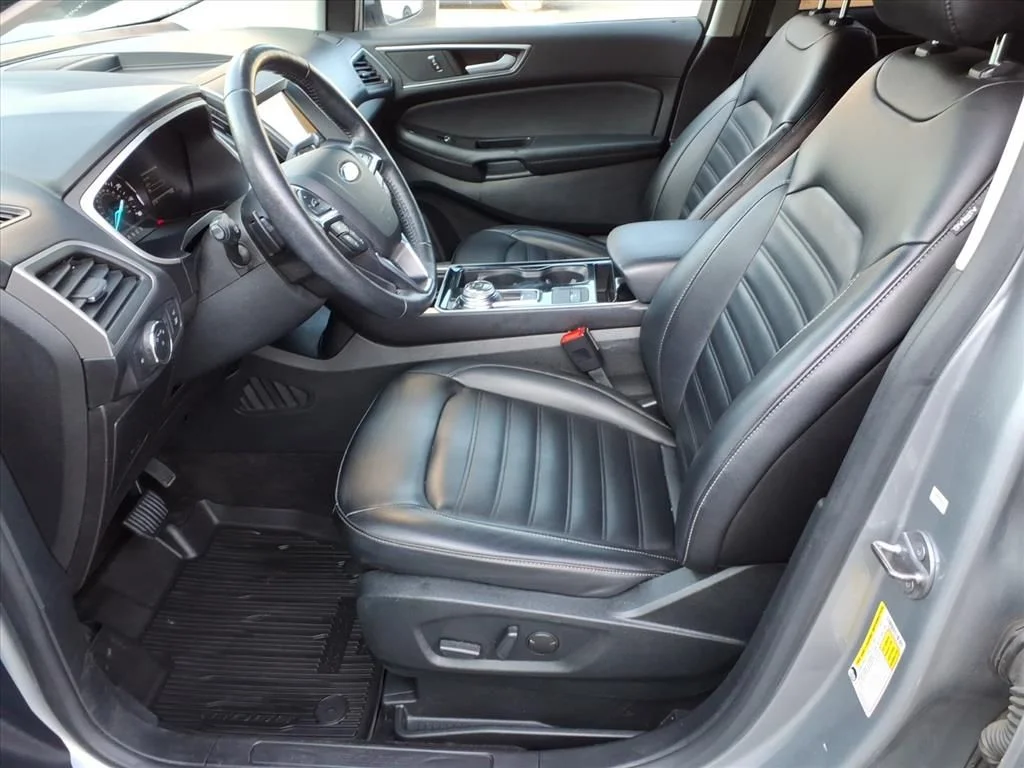Used 2020 Silver Ford SEL image 12