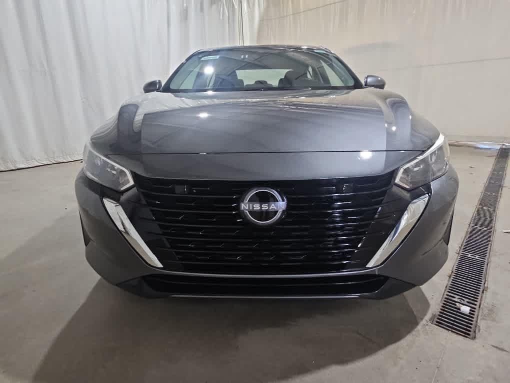 2025 Nissan Sentra SV - Photo 13