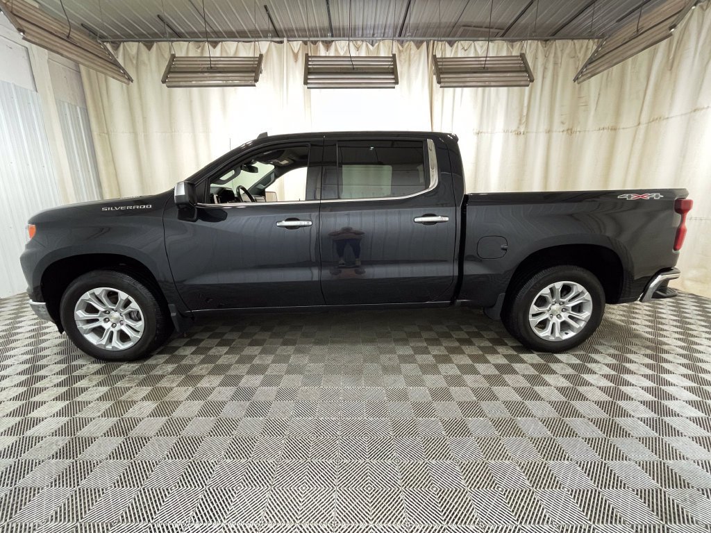 2022 Chevrolet Silverado 1500 LTZ - Photo 17