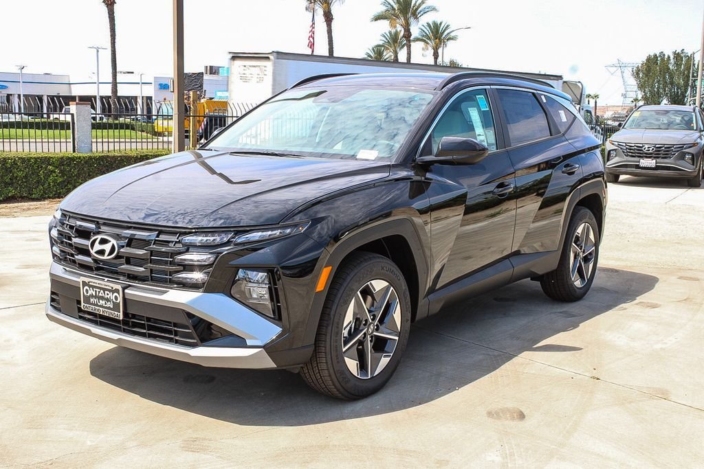 New 2026 Black Hyundai SEL image 4
