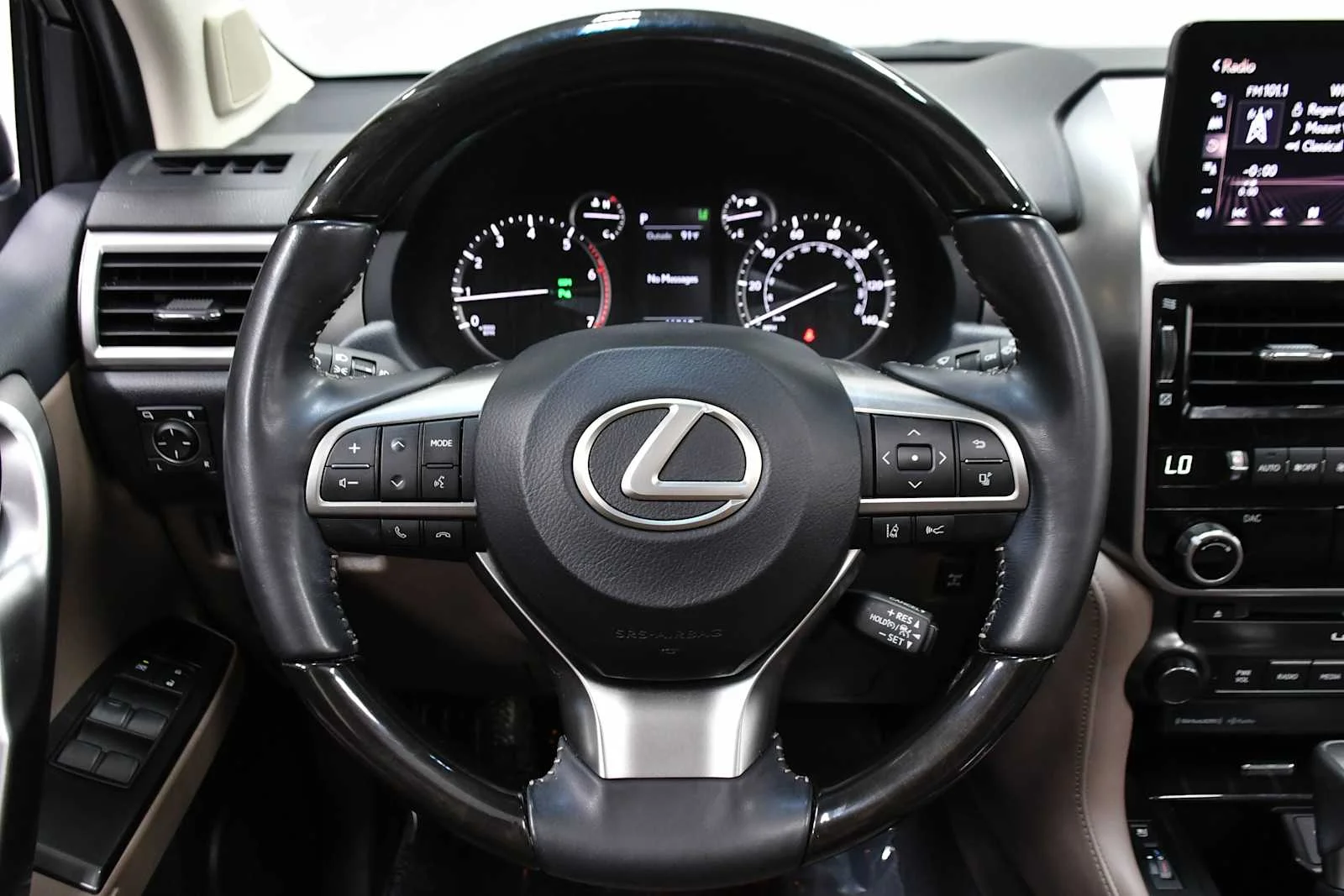 Used 2023 Eminent White Pearl Lexus Premium image 19