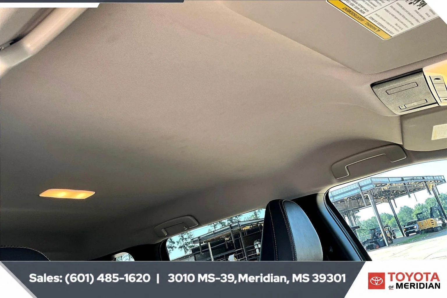 Used 2024 Black Diamond Mitsubishi SE image 16
