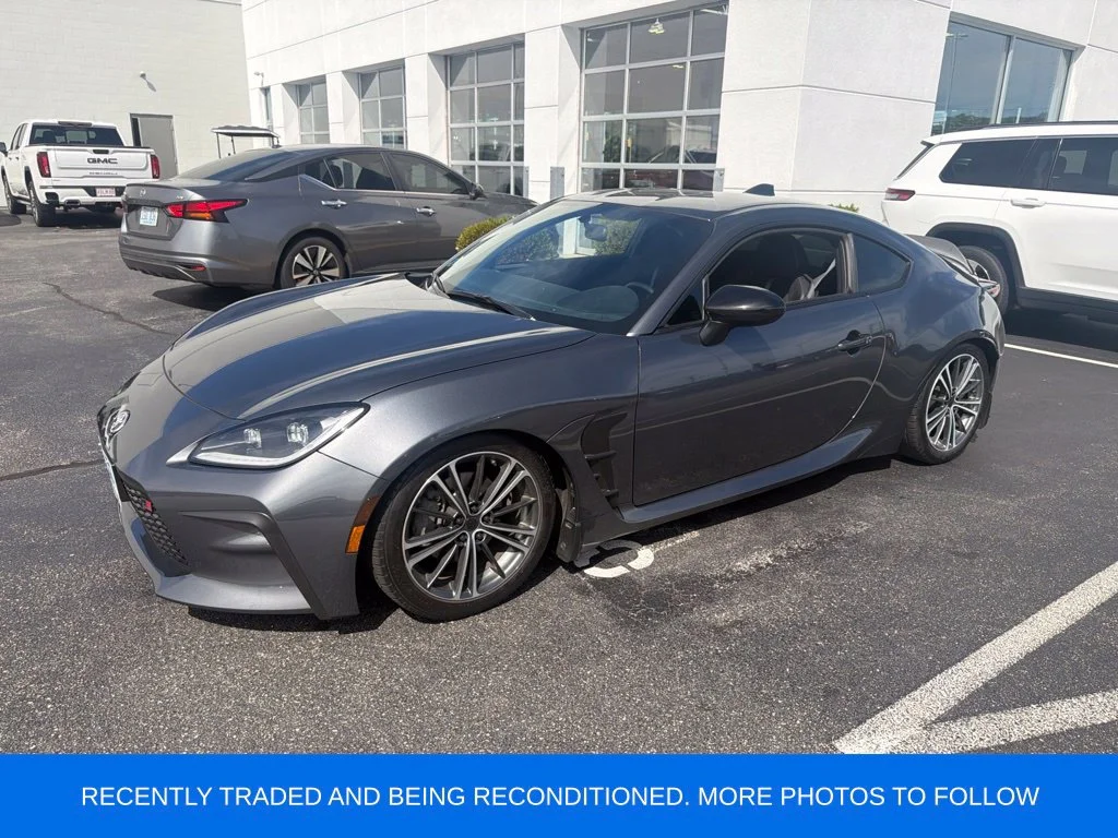 Used 2023 Pavement Toyota Premium image 2