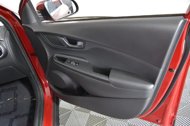 Used 2022 Red Hyundai SEL image 34