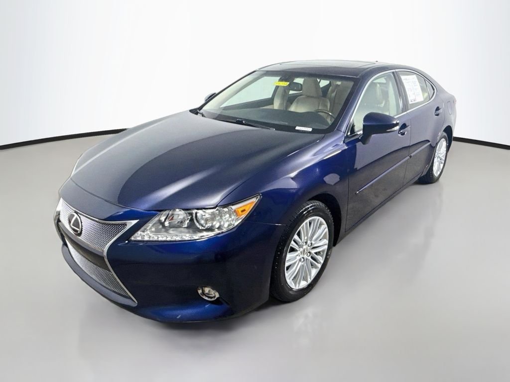 Used 2014 Deep Sea Mica Lexus Base image 3