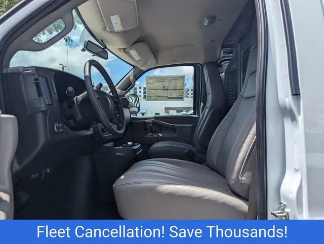 2025 Chevrolet Express Cargo Work Van - Photo 6