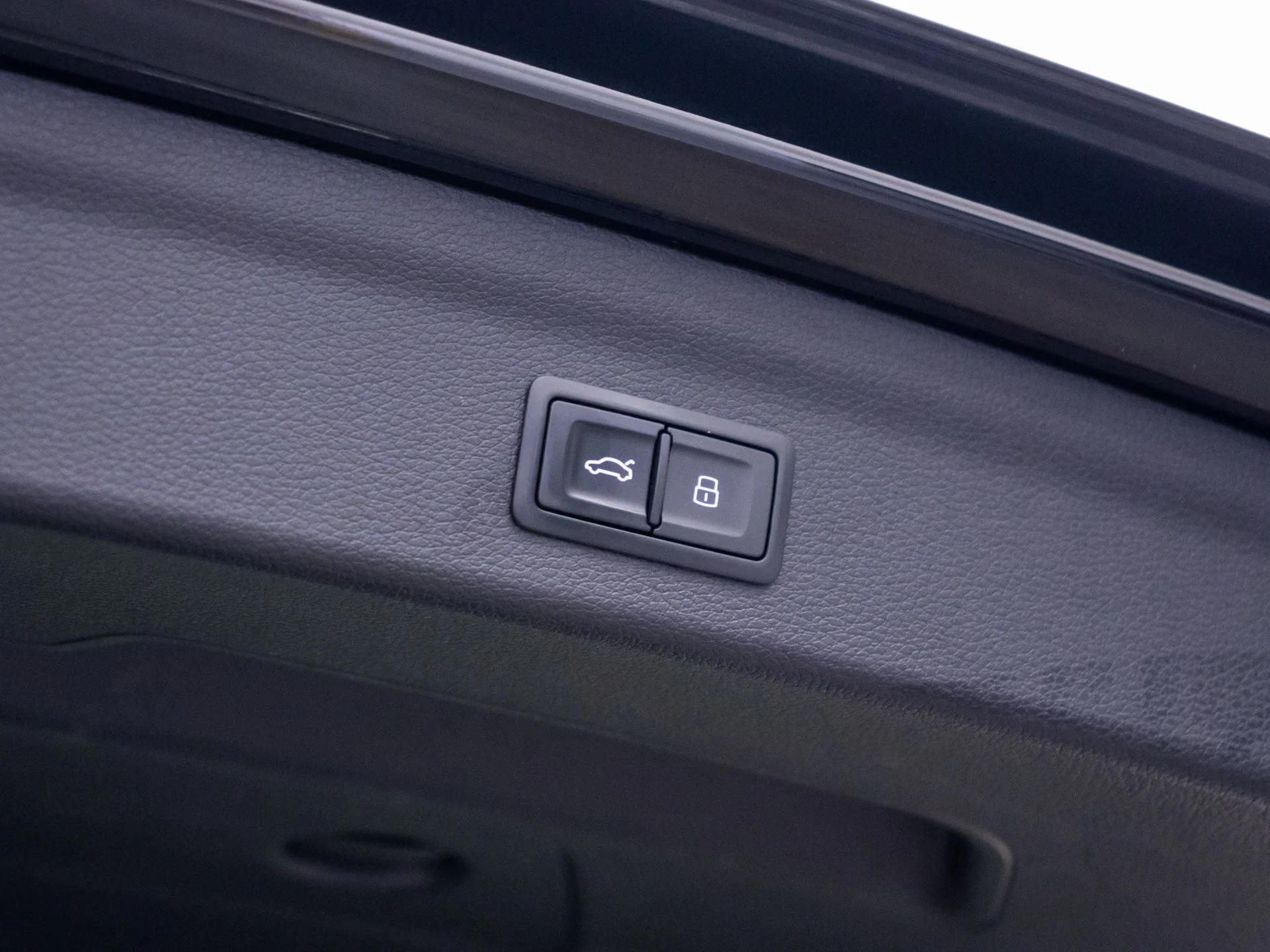 Used 2021 Black Audi Premium Plus image 31