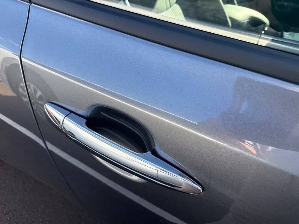 Used 2023 Gray Nissan S image 13