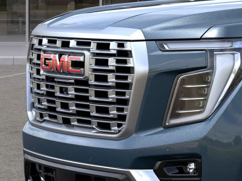 2026 GMC Yukon Denali - Photo 13