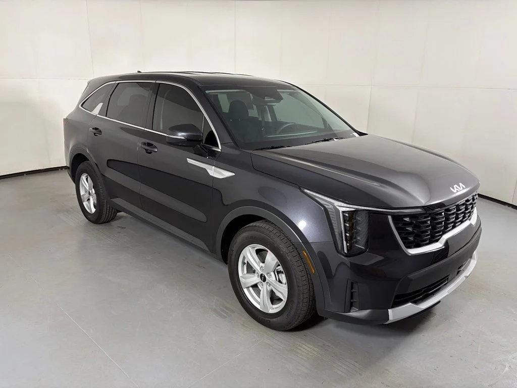 New 2026 Gray Kia LX image 2