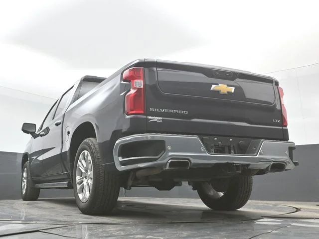 Used 2022 Gray Chevrolet LTZ image 33