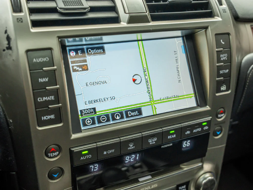 Used 2016 Gray Pearl Lexus 460 image 23