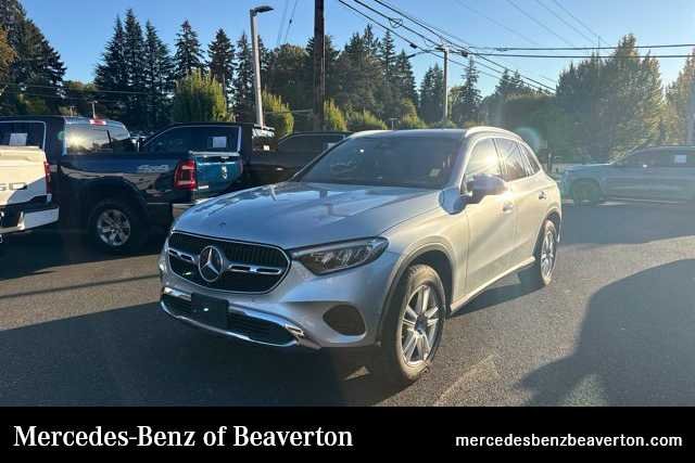 2023 Mercedes-Benz GLC