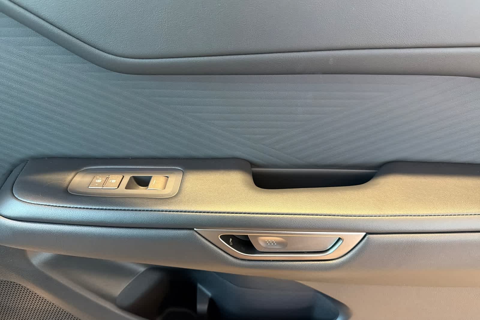 New 2026 Iridium Lexus ES 500e PREMIUM AWD image 16