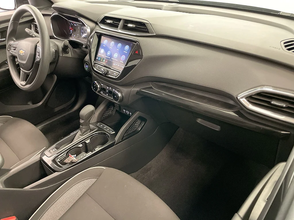 Used 2023 Sterling Gray Metallic Chevrolet LT image 27