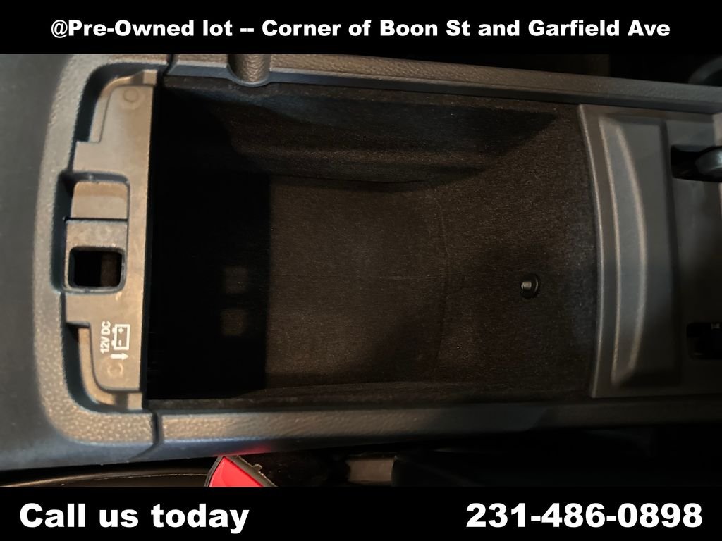 Used 2019 Red Jeep High Altitude image 26