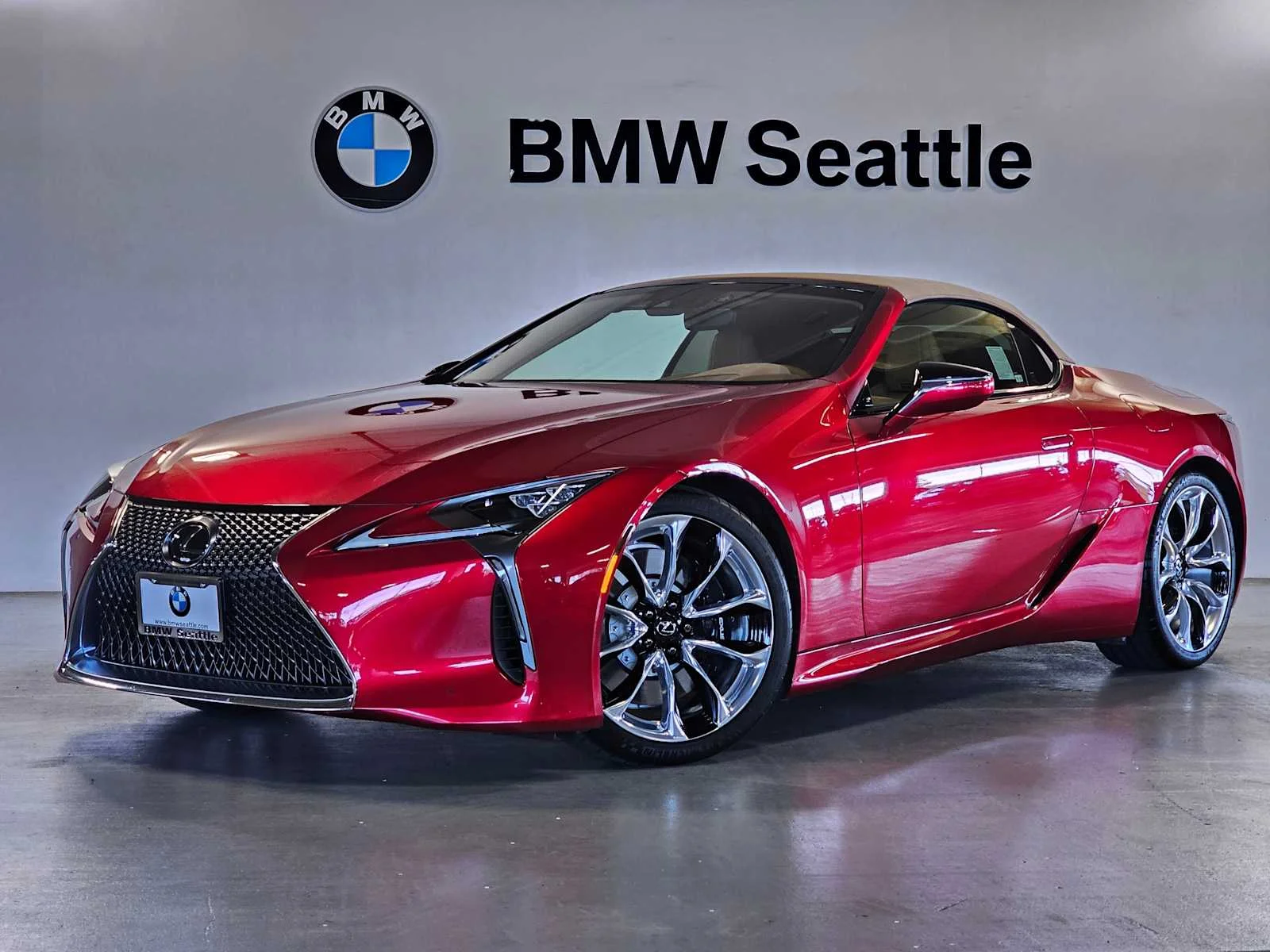 Used 2021 Infrared Lexus 500 image 1