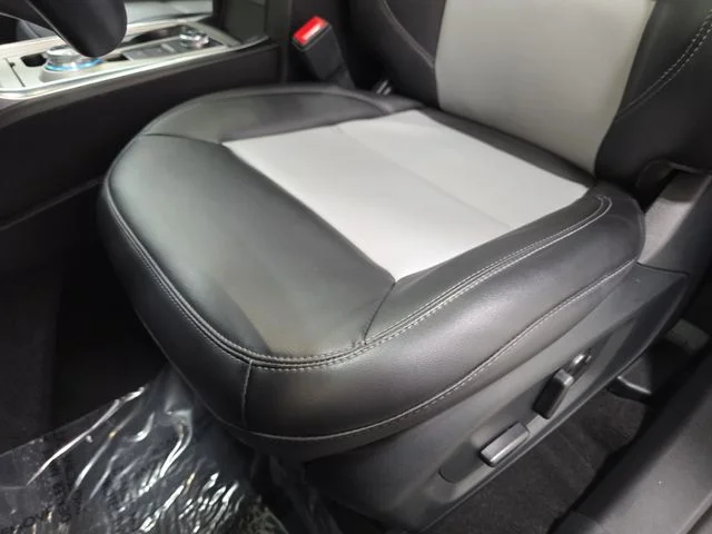 Certified Used 2023 Carbonized Gray Metallic Ford XLT image 27